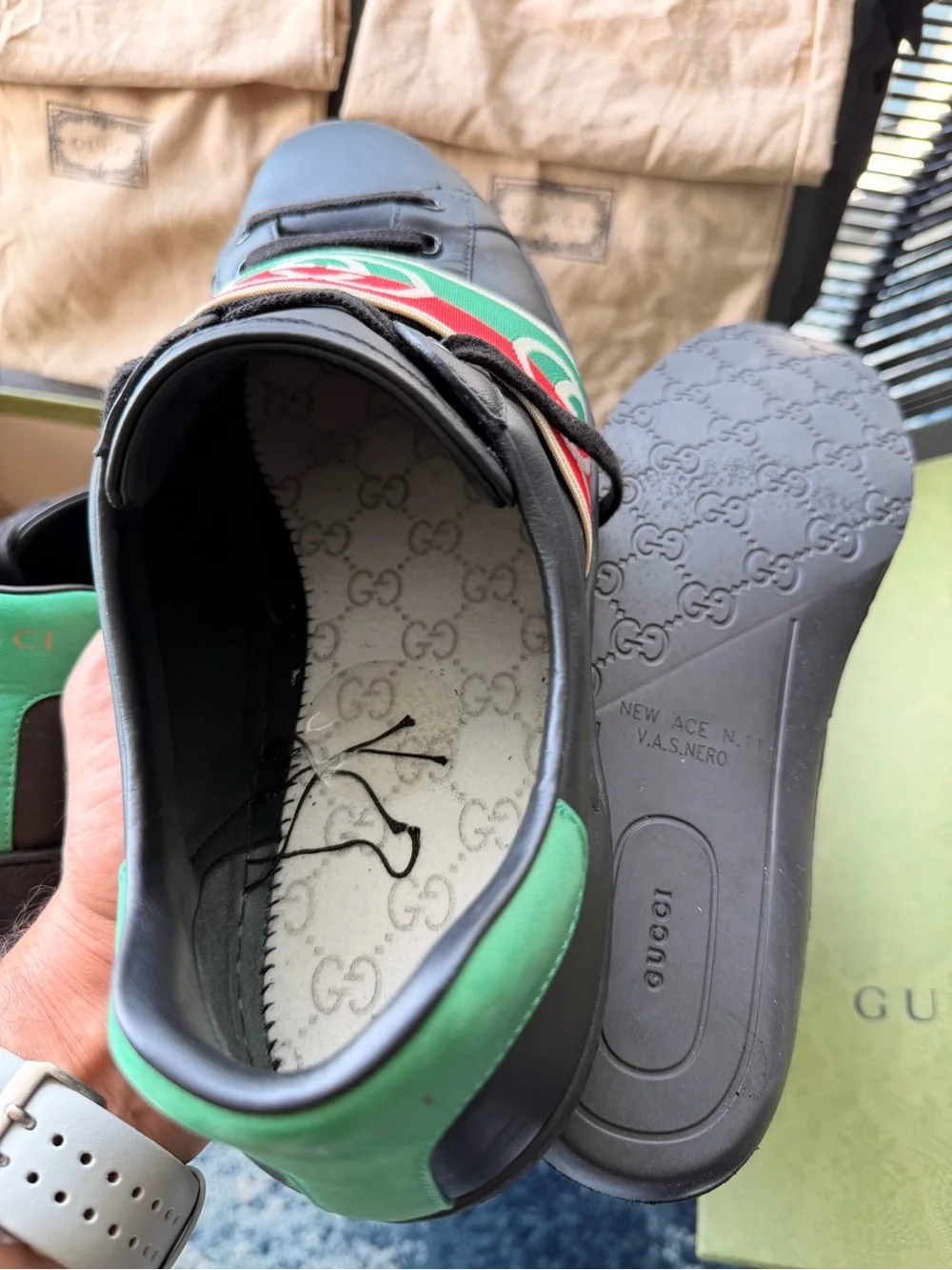 Gucci Kids Black Leather Sneakers with Red & Green Stripe